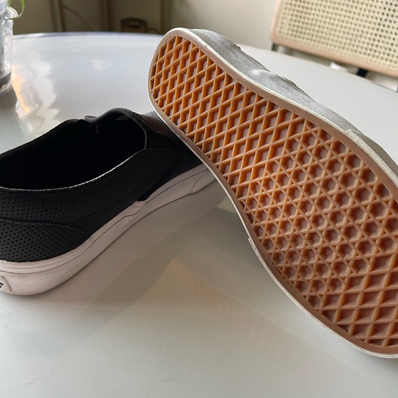 Vans Perf Slip On Leather Shoe - Picture 2 of 8